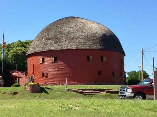 Tvartas, Apvalus, Apskritas, Raudona, Ūkis, Šalis, Ranča, Kaimiškas, Stogas, Ratas, Oklahoma, Arcadia, Ūkininkavimas, Kaimas, Kaimas, Laukas, Žalias, Žolė, Žemės Ūkio Paskirties Žemė