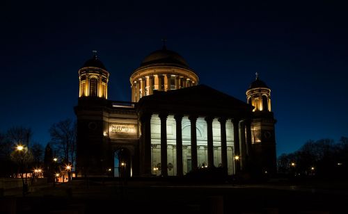 Bazilika, Esztergom, Naktį, Žibintai