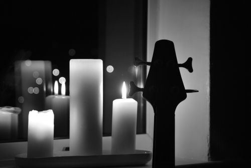 Bosas, Žvakės, Žvakė, B W, Juoda Ir Balta, Instrumentas, Siluetas, Šviesa, Tamsi