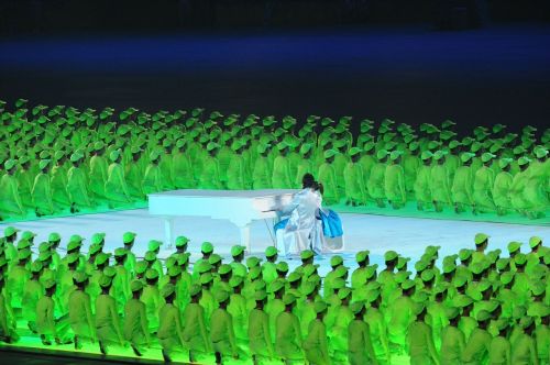 Pekinas, Kinija, Atidarymo Ceremonija, Olimpinės Žaidynės, Pianistas, Lang Lang, Spalvinga, Muzika, Klasikinis, Gražus, Žmonės, Žalias