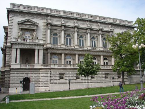 Belgrade, Senas Teismas, Architektūra, Balkanų, Eksterjeras