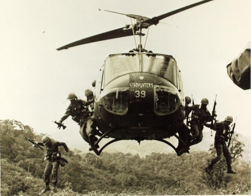 Bell Uh-1, Sraigtasparnis, Iroquois, Huey, Vietnamo Karas, Orlaivis, Transportas, Kareiviai, Kariuomenė