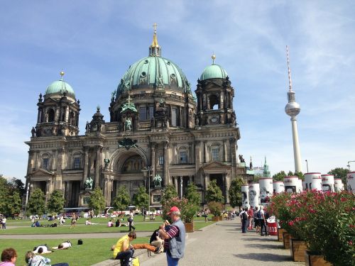 Berlynas, Berlyno Katedra, Bažnyčia, Architektūra, Kapitalas, Pastatas, Turistų Atrakcijos, Dangus, Mėlynas