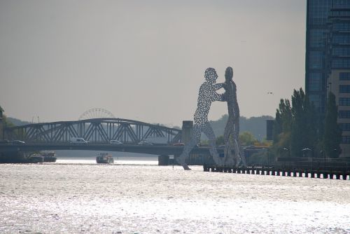 Berlynas, Siluetas, Upė