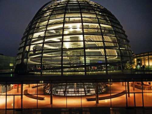 Berlynas, Bundestag, Reichstagas, Stiklo Kupolas, Muziejaus Sala, Šurprizas, Kapitalas