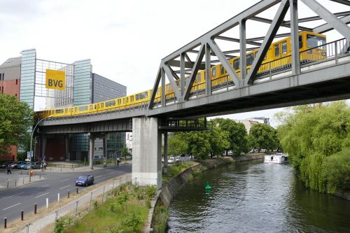Berlynas, Kreuzberg, Ubahn, Viešasis Transportas, Transportas, Tiltas, Hochbahn, Bvg, Kanalas