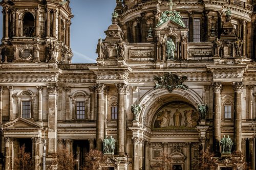 Berlyno Katedra,  Statyba,  Architektūra,  Berlynas,  Namas,  Istoriškai,  Lankytinos Vietos,  Žymus Objektas,  Vokietija,  Fasadas,  Senas Mūras,  Skulptūra,  Bažnyčia,  Turistų Atrakcijos