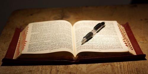 Biblija, Knyga, Skaityti, Stalas