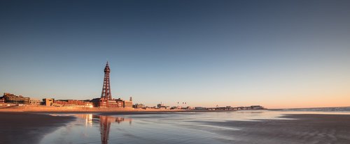 Blackpool,  Blackpool Tower,  Bokštas,  Promenade,  Papludimys,  Pajūrio,  Lancashire,  Anglija,  Kraštovaizdis,  Seascape,  Saulėlydžio,  Saulė,  Nustatyti,  Golden Valandą,  Golden,  Veikia,  Smėlis,  Britų,  Europos,  Pritty,  Gražus