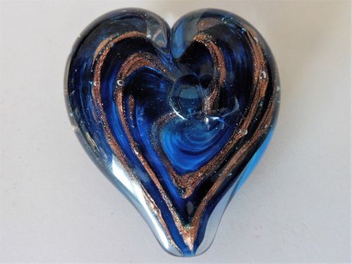 Mėlynos Stiklo Širdis, Stiklas, Širdis, Romantiškas, Stiklo Skulptūra, Mėlynas Ir Auksas, Valentine, Amour, Romantika, Simbolis