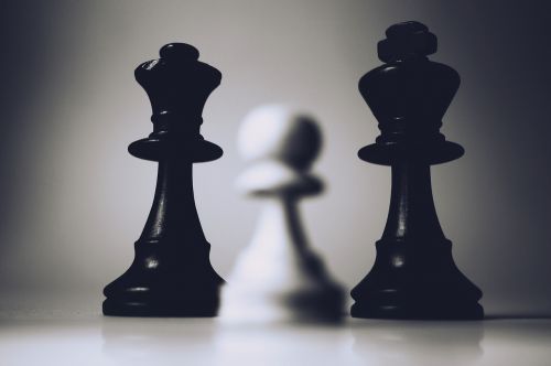 Blur, Stalo Žaidimas, Iššūkis, Šachmatai, Šachmatų Figūros, Artimas Vaizdas, Žaidimas, Karalius, Mate, Pėstininkas, Karalienė, Strateginis, Strategija, Laimėti