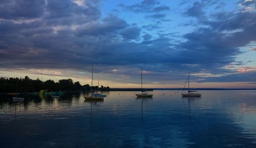 Vandens Telkinys,  Dangus,  Saulėlydis,  Panorama,  Debesis,  Prieplauka,  Gamta,  Horizontalus,  Lauke,  Buriuotojas,  Vasara,  Ežeras,  Vanduo,  Balaton Ežeras,  Be Honoraro Mokesčio