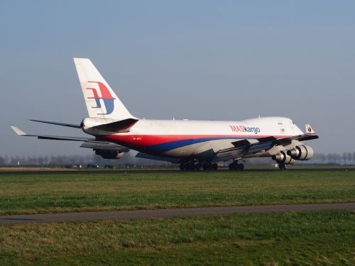 Boeing 747,  Jumbo Jet,  Malaizijos Avialinijos,  Nusileidimas,  Orlaivis,  Lėktuvas,  Kroviniai,  Oro Uostas