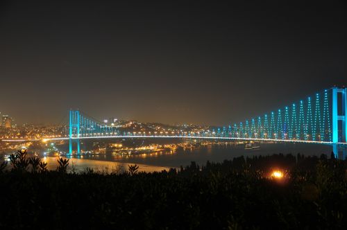 Fosforo Tiltas, Tiltas, Naktis, Žibintai, Miestas, Miesto Panorama, Naktinė Šviesa, Atmosfera, Turkija, Miestai, Miesto, Pastatai, Istanbulas