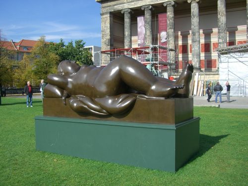 Botero Berlinyje, Bronzos Skulptūra, Pramogų Sodas, Senas Muziejus