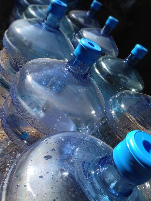 Butelis, Vandens Butelis, Tuščias Butelis, Mėlynas, Plastikiniai Buteliai