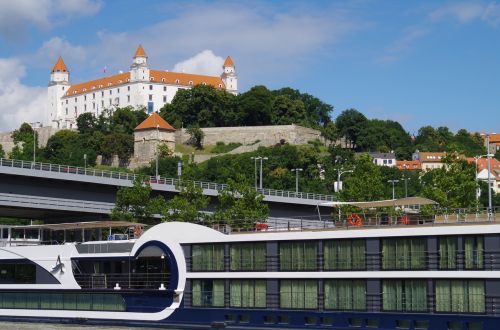 Bratislava, Slovakija, Pilis, Laivas, Miestas, Danube, Peržiūros, Viduramžių Pilis, Megalopolis, Upė