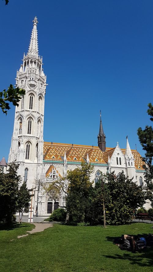 Bratislava, Bažnyčia, Vasara