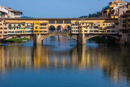 Tiltas, Atspindys, Florencija