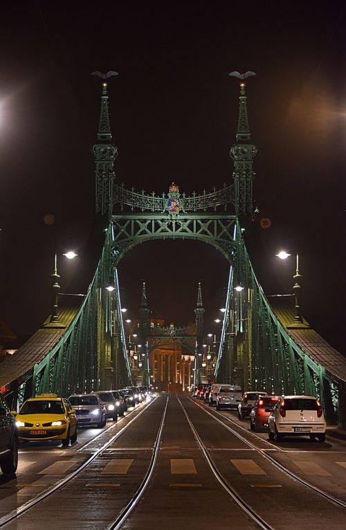 Tiltas, Budapest, Vengrija, Žibintai, Naktis, Danube, Plienas, Likti, Architektūra