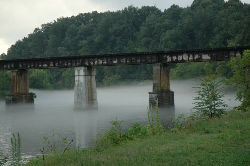 Tiltas, Geležinkelio Stelažai, Upė, Tennessee, Rūkas, Kalnai