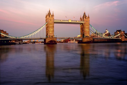 Tiltas,  Londonas,  Bokšto Tiltas,  Architektūra,  Anglija,  Žymus Objektas,  Upė,  Temzės Upė,  Twilight,  Ilgas Terminas,  Garsus,  Apšvietimas,  Thames,  Dangus,  Vanduo