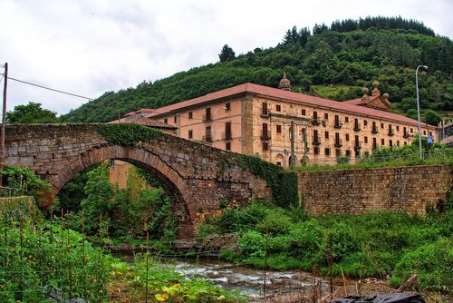 Tiltas,  Upė,  Kraštovaizdis,  Kaimo,  Vienuolynas,  Asturias,  Ispanija