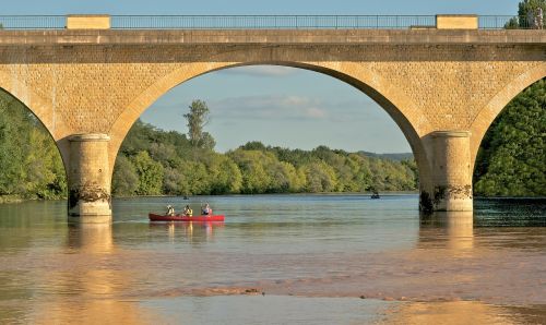 Tiltas, Kanoją, Upė, Dordogne, Vaizdingas, Kraštovaizdis, Miškai, Sportas, Ramus, Vanduo