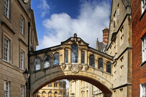 Susierzinimų Tiltas, Oxford, Anglija, Pastatas, Istoriškai, Mūra, Architektūra