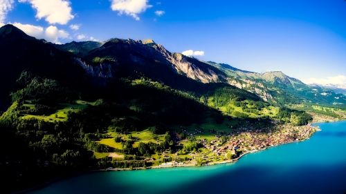 Brienz Ežeras, Šveicarija, Dangus, Debesys, Kraštovaizdis, Miškas, Medžiai, Miškai, Turizmas, Atostogos, Šventė, Gamta, Lauke, Šalis, Kaimas, Gražus, Hdr
