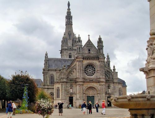Brittany, Religija, Ste-Anne Dauray, Auray, Bažnyčia, Piligrimystė