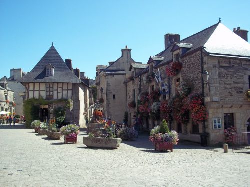 Brittany, Istorijos Namai, Namai France