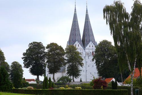 Broager, Denmark, Bažnyčia, Rhaeto Romanic, Dvigubas Bokštas, Šalavijas