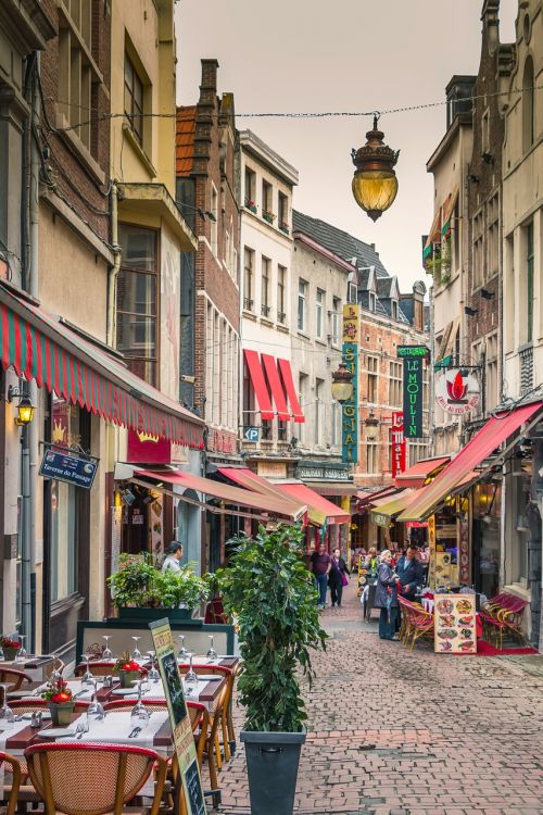 Briuselis, Belgija, Miestas, Senamiestis, Alėja, Briuselio Gatvė, Alėja Briuselyje, Grote Markt, Briuselio Centras, Istorinis Miestas, Didžioji Vieta Briuselis, Centras, Restoranas