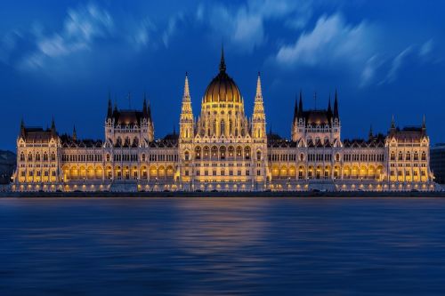 Budapest, Buda, Kenkėjas, Parlamentas, Vengrų Parlamentas, Danube, Atspindys, Naktis, Naktinis Parlamentas, Naktinis Budapest, Vengrija, Architektūra, Miestas