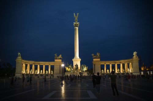 Budapest, Naktį, Kékóra, Naktiniai Žiburiai, Žibintai, Naktinė Nuotrauka, Mėlynas, Siluetas