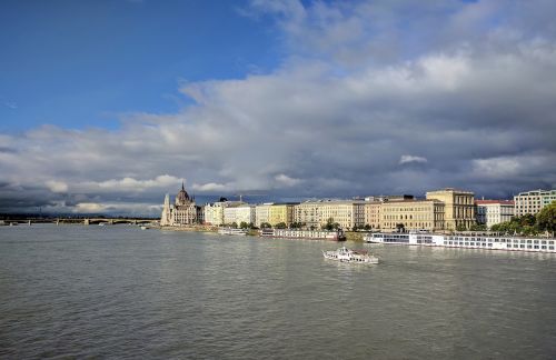Budapest, Danube, Laivas, Miesto Panorama, Vanduo, Panorama, Kelionė