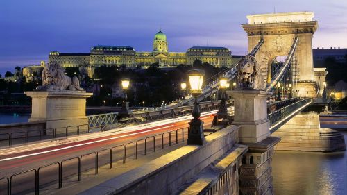 Budapest, Grandinės Tiltas, Danube, Eismas, Pastatas, Tiltas, Architektūra, Ramstis, Rūmai, Kelias, Lankytinos Vietos