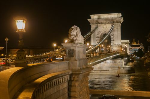 Budapest, Grandinės Tiltas, Pakaba, Architektūra, Danube, Upė, Liūtys, Istorinis, Paveldas, Orientyras, Miestas, Šviesa, Naktis, Vaizdingas