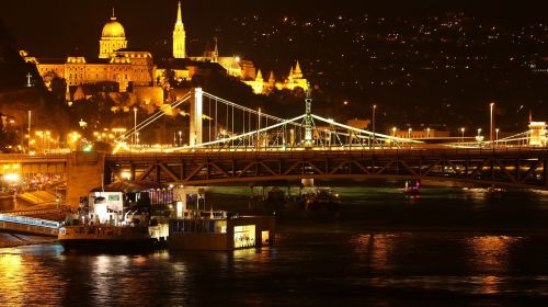 Budapest, Naktį, Tiltas, Žibintai, Naktinė Nuotrauka, Apšvietimas, Upė, Vakare, Miestas, Grandinės Tiltas, Kapitalas, Architektūra, Pastatai, Atspindys, Peizažas, Danube