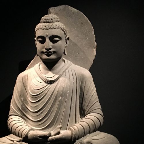 Buda, Akmuo, Skulptūra, Senovės