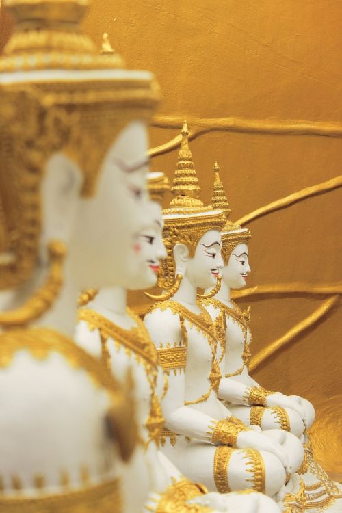 Buda, Religija, Tailandas, Auksinės Statulėlės