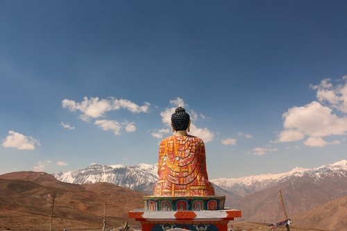 Budos Statula,  Langza Kaimas,  Himachal Pradesh,  Spiti Valley,  Sniego Kalnai,  Istorija Kaimas,  Himalajai