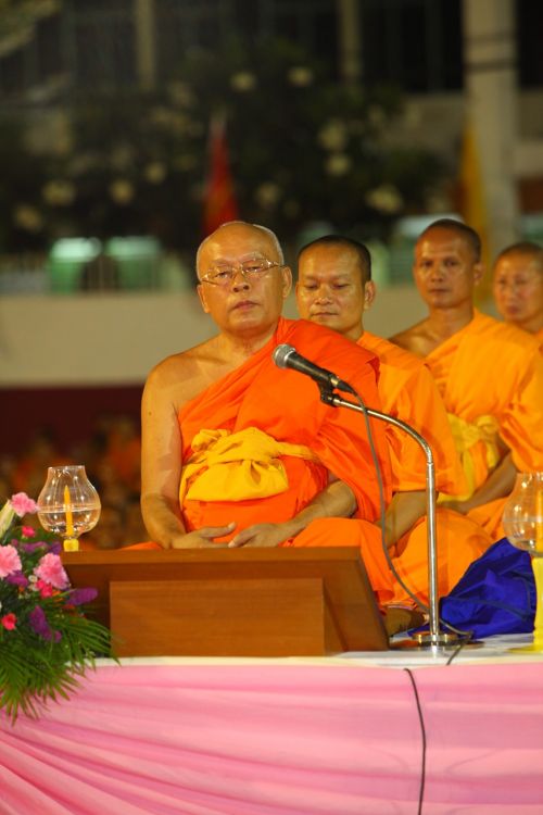 Budistams, Vienuoliai, Oranžinė, Drabužiai, Ceremonija, Konvencija, Susitikimas, Medituojantis, Grupė, Žmonės, Meditacija, Taika, Tradicija, Tailandas, Bangkokas, Garsiakalbis