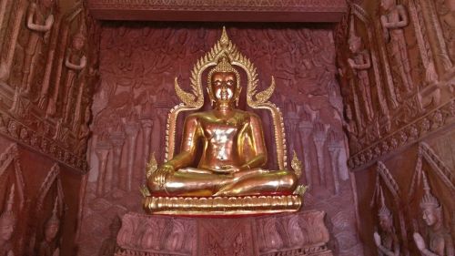 Buda, Koh Samui, Gyvatės Akmens Pagoda