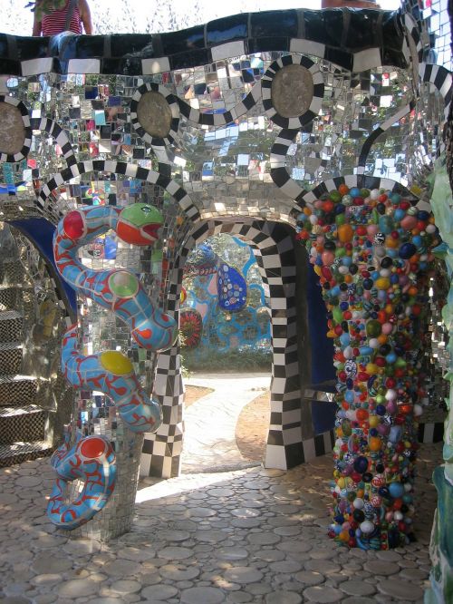 Pastatas, Menas, Modernus Menas, Sodas Tarot, Niki De Saint Phalle, Toskana, Capalbio, Il Giardino Dei Tarocchi, Mozaika, Keramika, Spalvinga