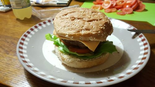 Mesainis, Cheeseburger, Mėsainis