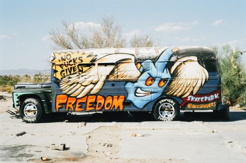 Autobusas, Grafiti, Hippies, 60S ., Laisvė, Vintage, Retro, Senas, Dažų Darbas, Vidurinis Pirštas, Maištaujantis, Smėlis