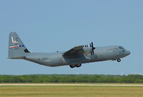 C-130J Super Hercules, Oro Pajėgos, Kroviniai, Lėktuvas, Aviacija, Skrydis, Žolė