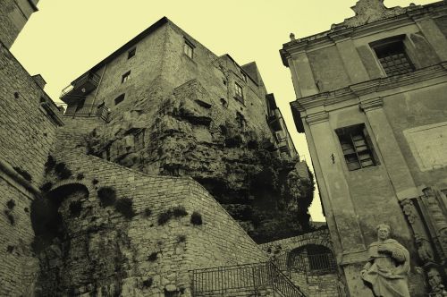 Caccamo, Sicilija, Rocca, Griuvėsiai